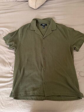 Men’s forever 21 button down